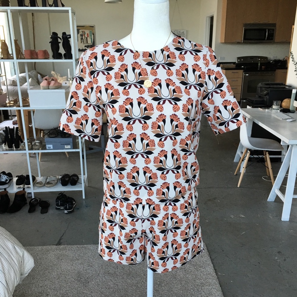 Zara Mod Print Top and Short Set
